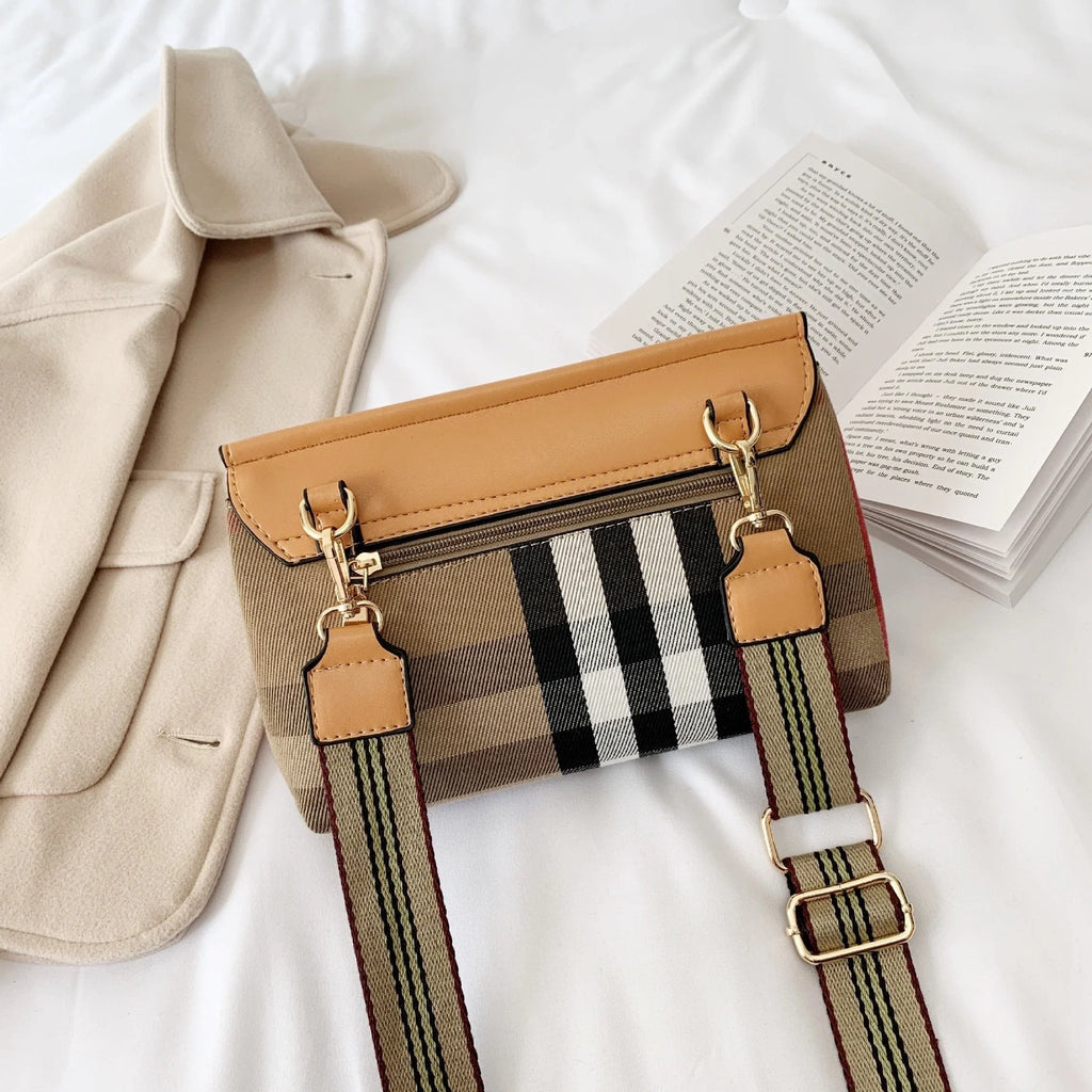 New Fashionable Contrasting Casual Women's Bag 1023121802
