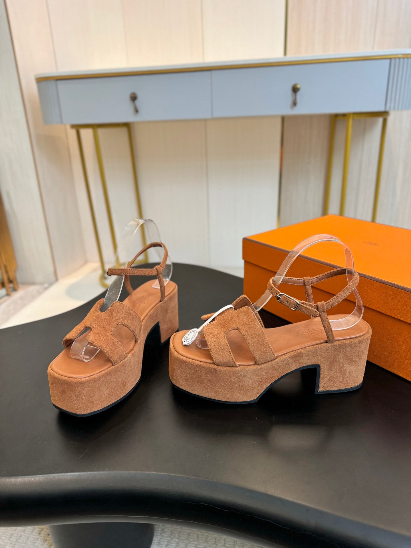 HMS classic chunky heel suede platform sandals 0724112702