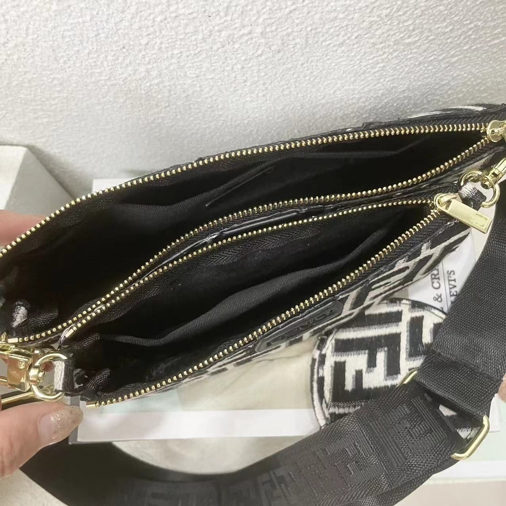 Fashion Versatile Messenger Bag PD1023072813