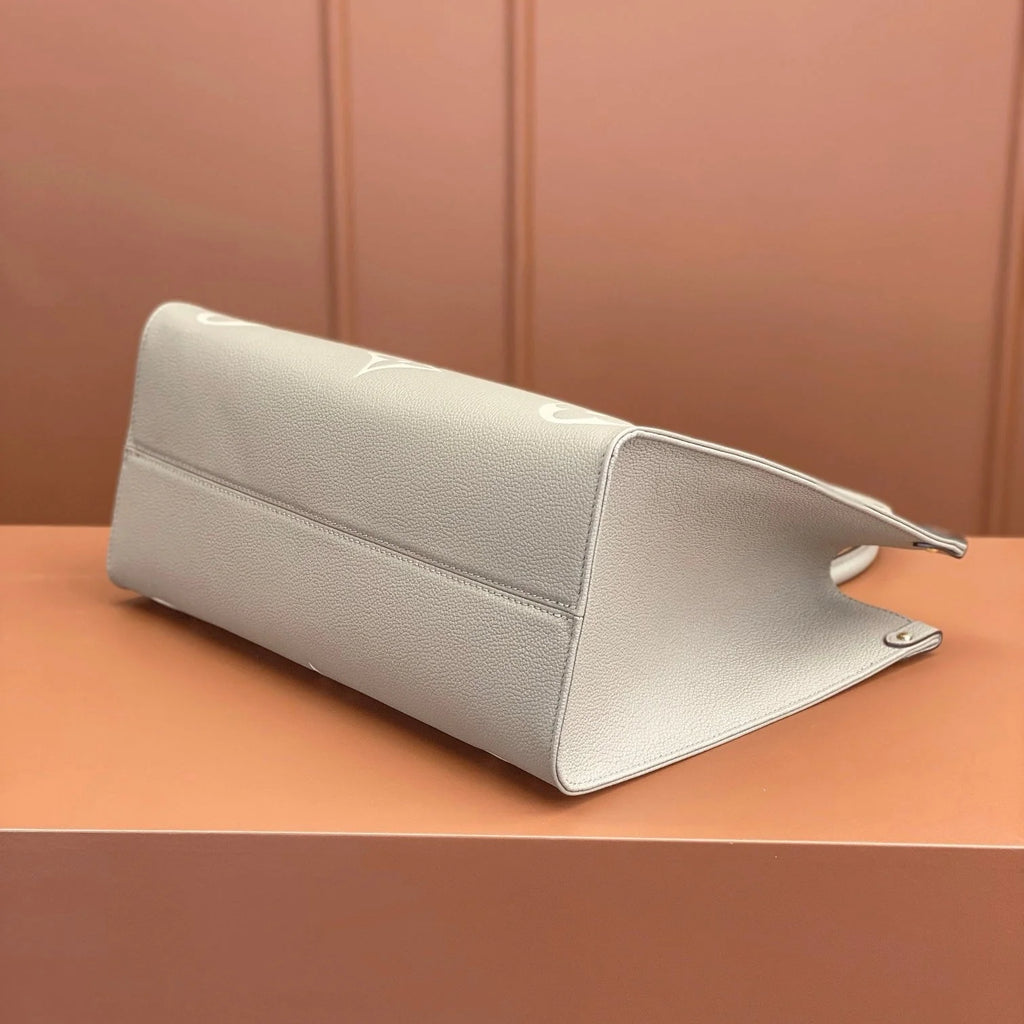Gray high-looking portable bag 071