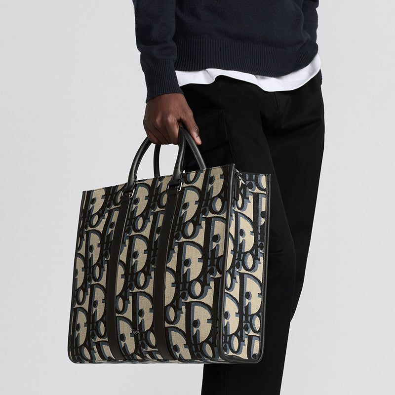East-West Tote Bag H27E