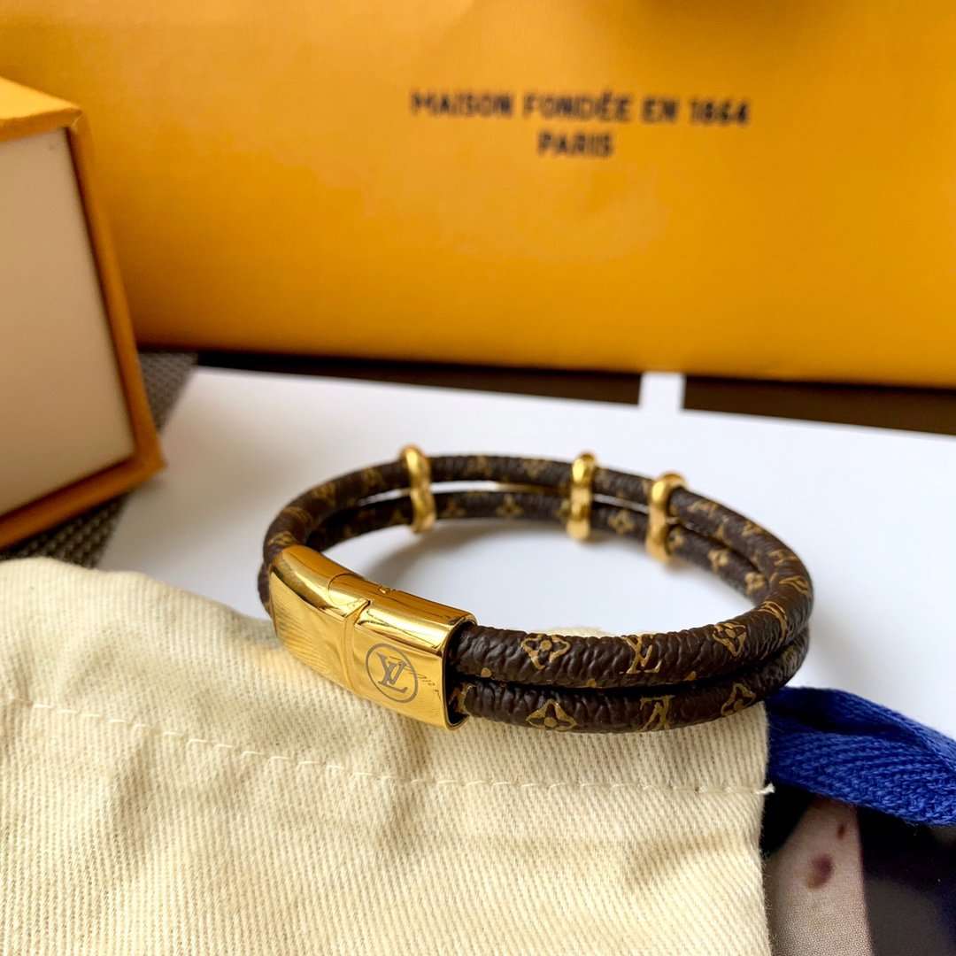 V New Fashion Bracelets 0425022403