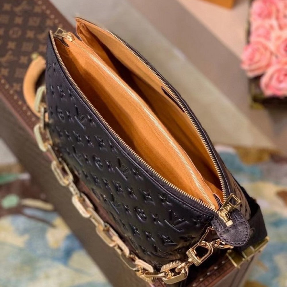 L Coussin MM Bag Black 0424031807