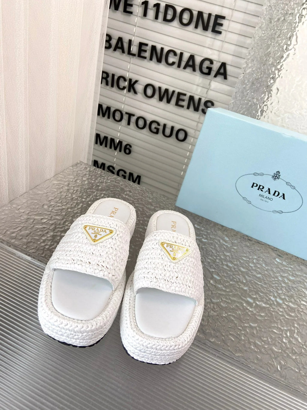 Spring and summer new style woven thick-soled triangle buckle strap slippers 0724032001