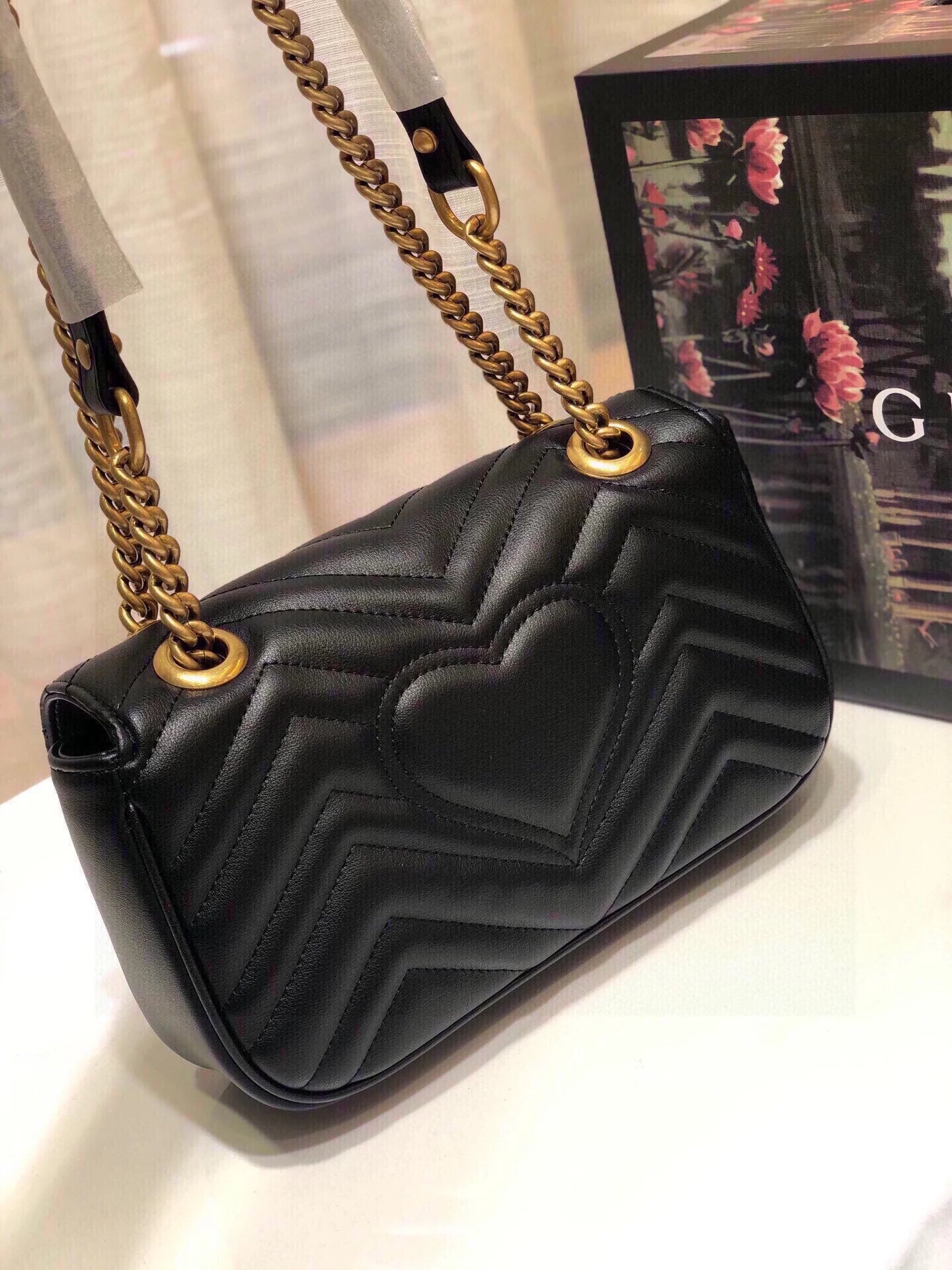 22CM Leather Marmont Chain Shoulder Bag XC1623071705