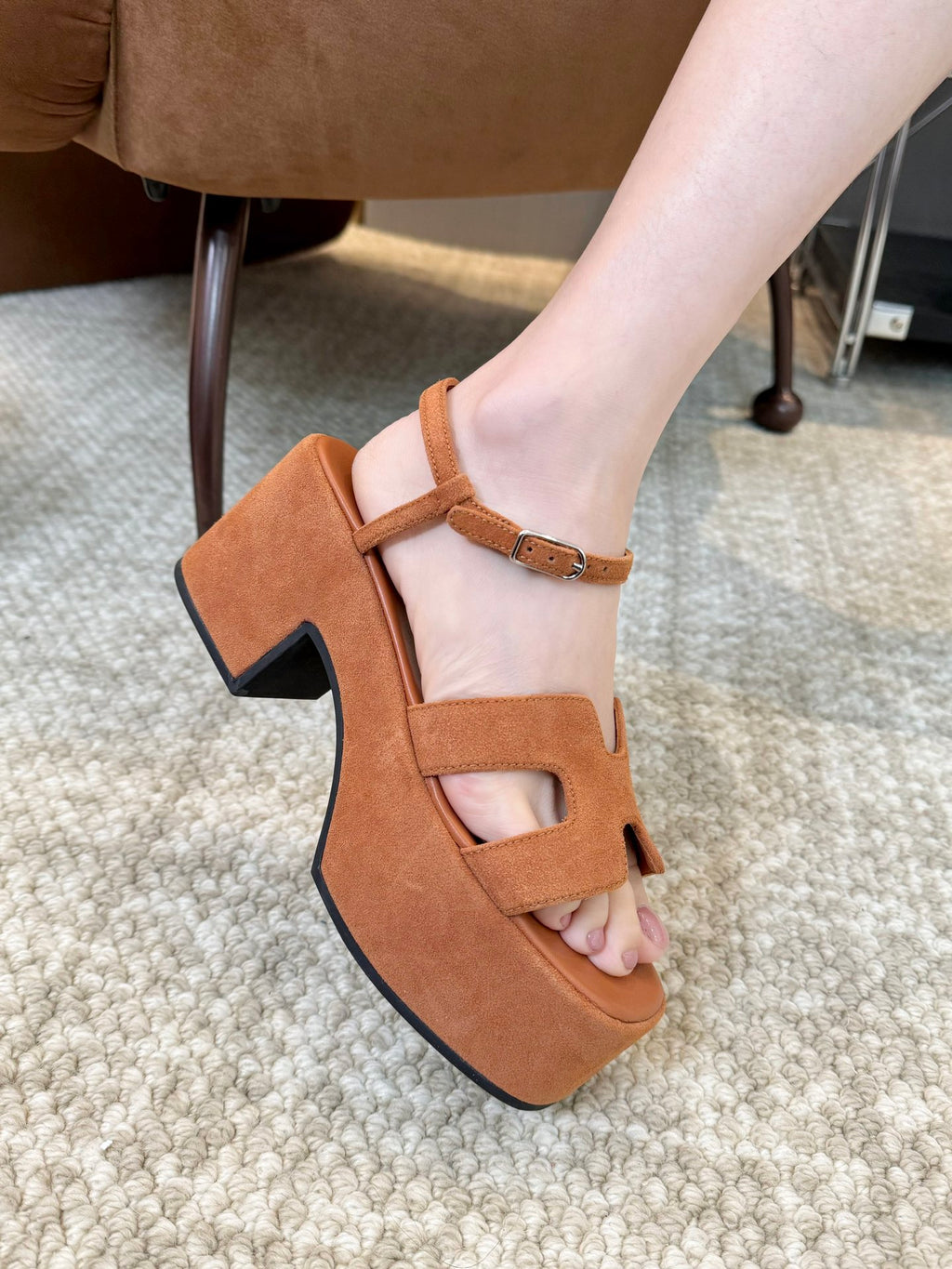 HMS classic chunky heel suede platform sandals 0724112702