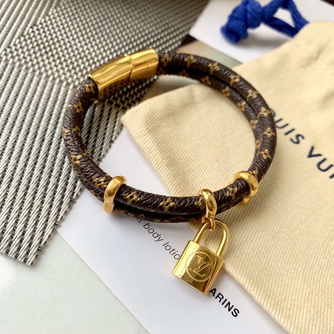 V New Fashion Bracelets 0425022403