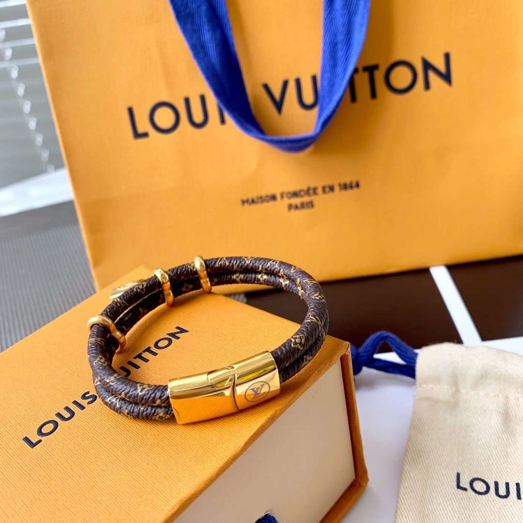 V New Fashion Bracelets 0425022403