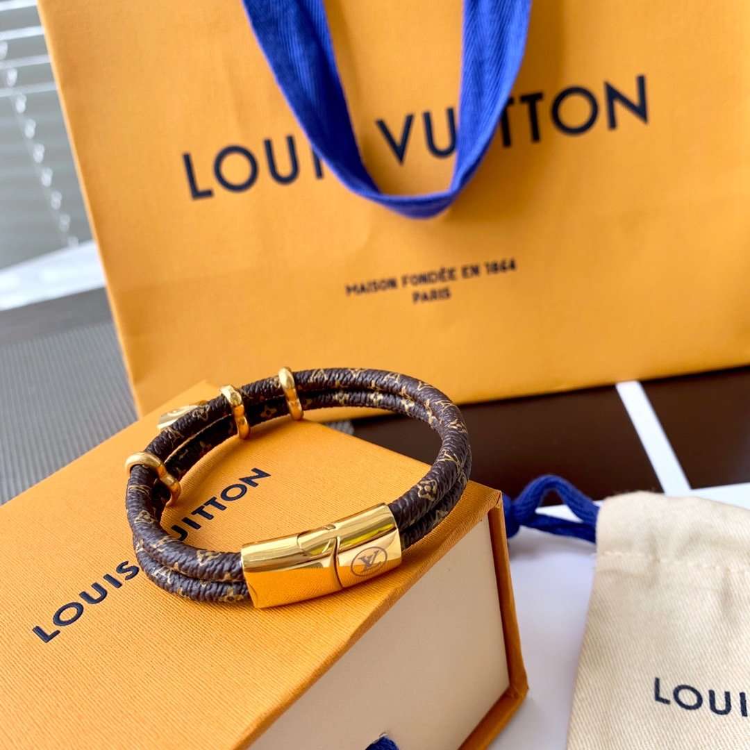 V New Fashion Bracelets 0425022403