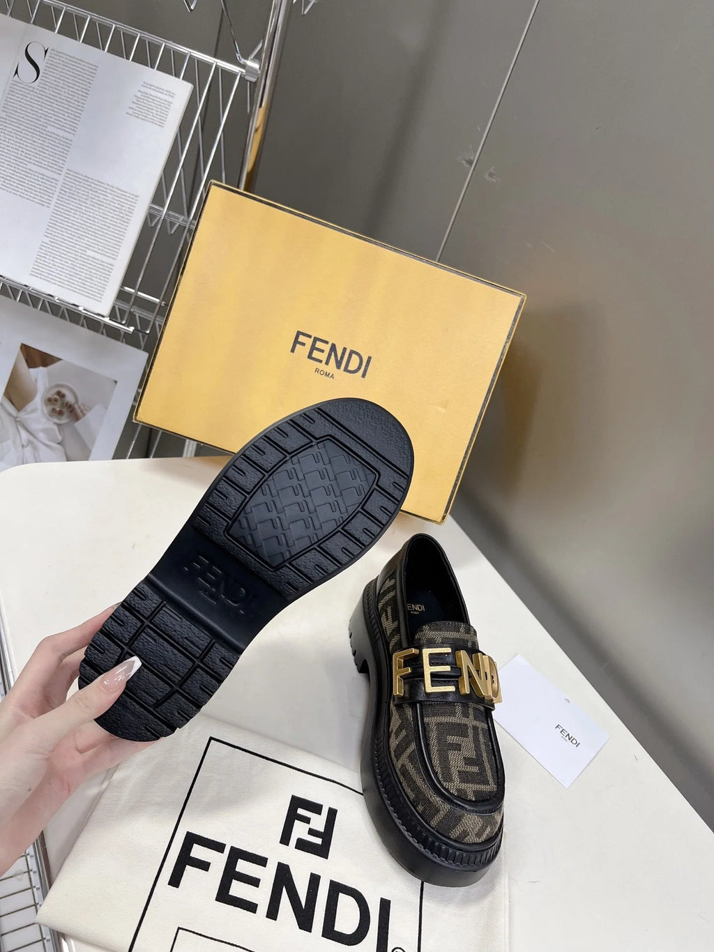 Letter buckle loafers XC0123072818