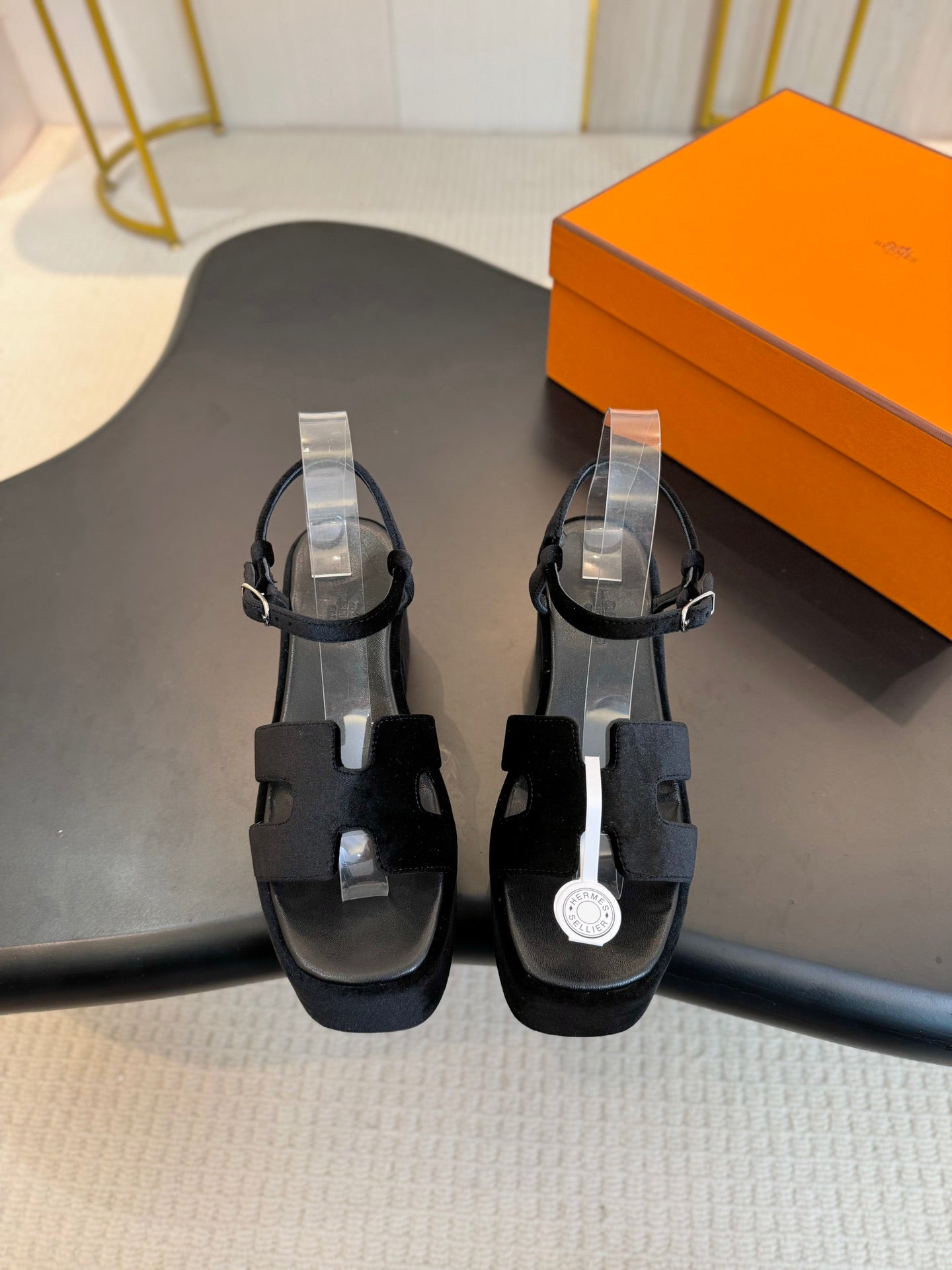 HMS classic chunky heel suede platform sandals 0724112702