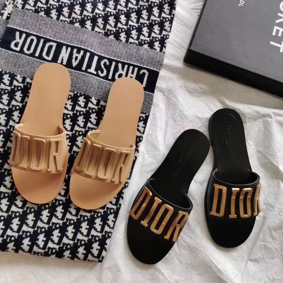 New top metal buckle sandals retro platform sandals and slippers fashion slippers