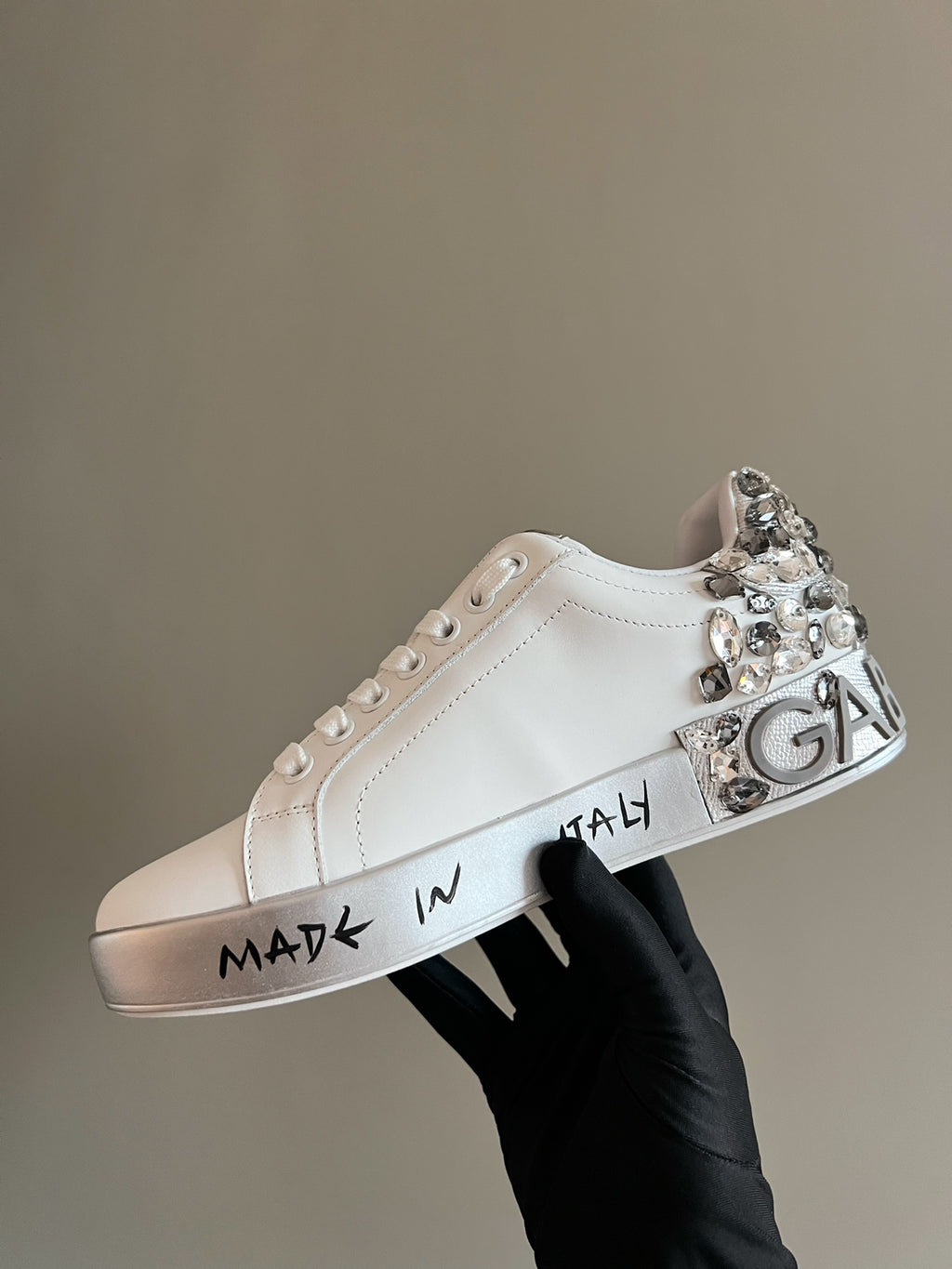 DG hand-sewn diamond buckle casual sneakers 0724090308