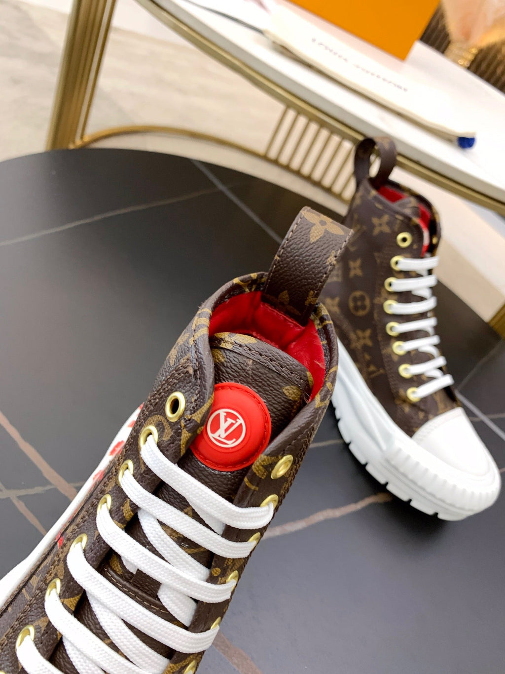 women's shoes / New Fashion Ladies Sneakers SXC070101