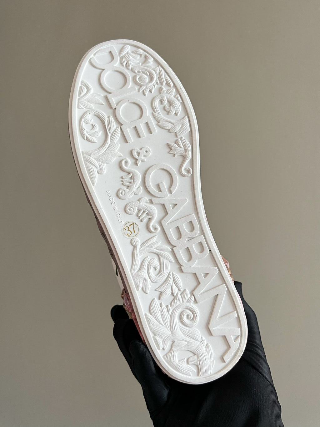 DG hand-sewn diamond buckle casual sneakers 0724090308