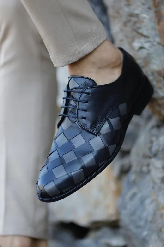 Laughlin Laced Gray Black Derby Shoes
